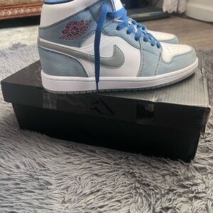 Air Jordan Mid 1 SE French Blue/ Fire Red and White Sneakers